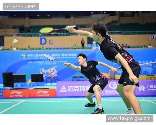 成都羽毛球队比赛经验分享：从训练到赛场的成长之路